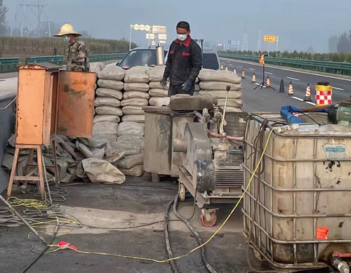 铁门关高速公路高压注浆